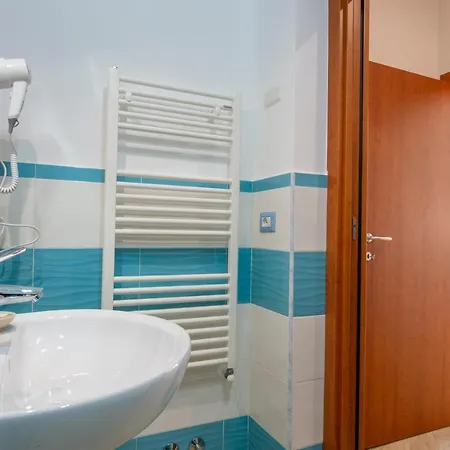 Hederarooms Nocleg ze śniadaniem 3*