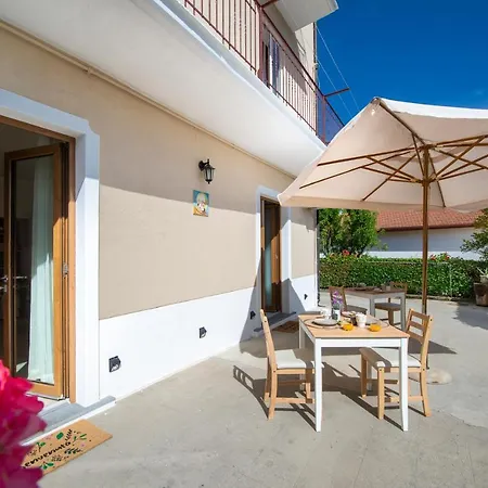 Nocleg ze śniadaniem Hederarooms