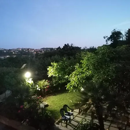 Frühstückspension Hederarooms