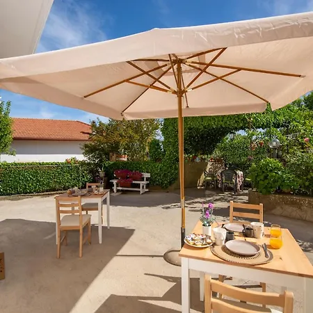 Hedèrarooms Couette-café Agerola