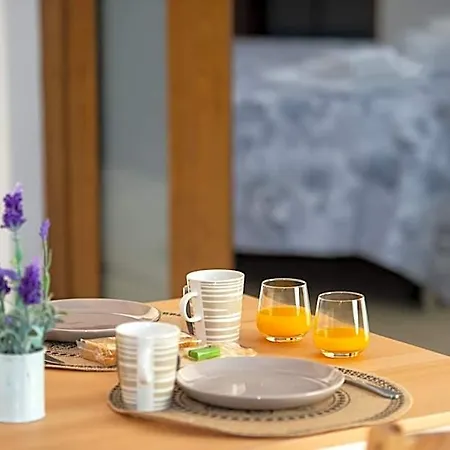 Bed & Breakfast Hederarooms 4*