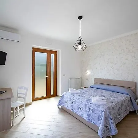 Bed & Breakfast Hederarooms